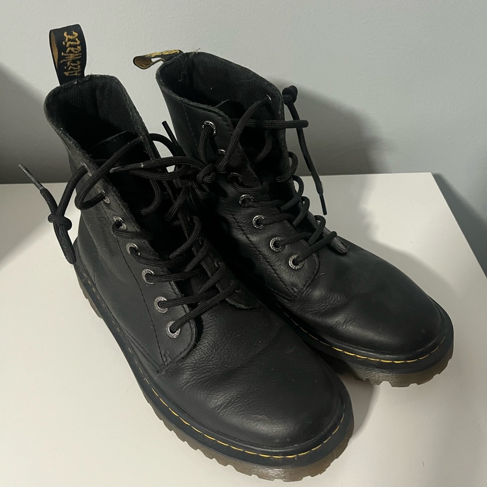 Dr. Martens Luana size 8